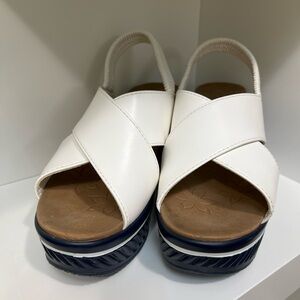 Sketchers Livin’ Dream Collection Cali Shoes - White and Blue